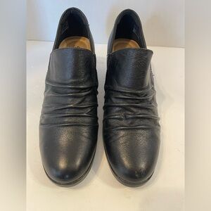 Clarks Collection Emily 2 Cove Black Leather Slip-on Shoes Size 10 M